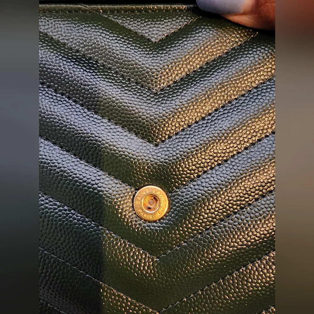 ‼️SOLD‼️YSL Cassandra Wallet on Chain - Picture 9 of 10